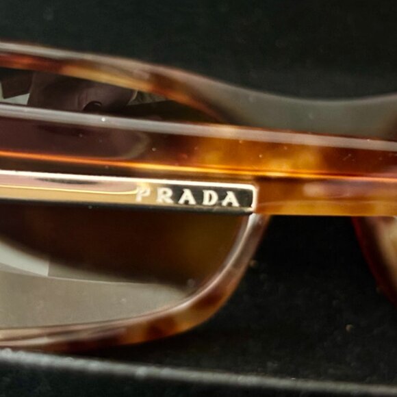 Genuine Vintage Prada Tortoiseshell Sunglasses SPR 03I - purchased new - Picture 4 of 11